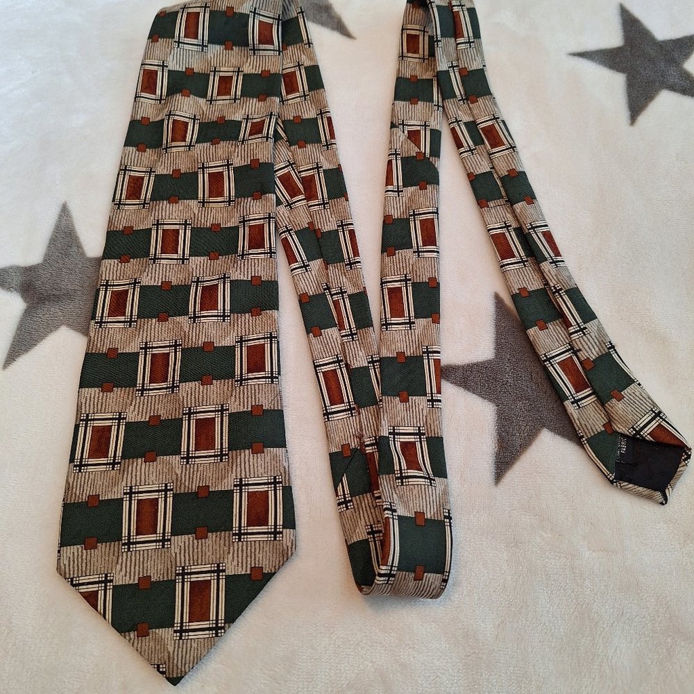 Kenneth Cole New York 100% Silk Men's Neck Tie Made In USA Geometric Stripe